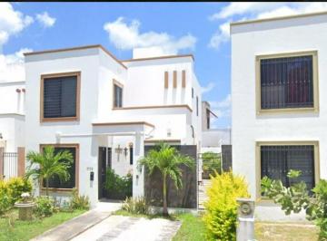 Casa de 3 habitaciones, Mérida · Casa en Venta en Merida, Yucatan