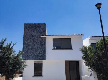 2797118148c2b1279c804d243d002661b3478f469529b6e89c87e1265d9b30bf · Casa en Venta Ciudad Maderas Montaña