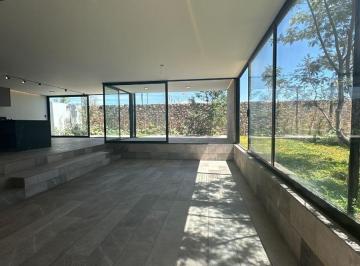 ae7c341989688d3bd8ef70be51748f9ade8e3bf2c5c6a10509895adecb232b4c · Casa en Venta El Campanario