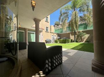 e61a8879a18a0c2e1a9d7217619fcc71cc7acb1df4a75d648fe4595a99c6e6de · Casa en Venta Loma Dorada Querétaro Zona Arbolada y Vista Panorámica