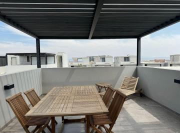 10e39b94536c282477cec9e02b805fcef6fcb88f7008425c7e3d66d756a45aeb · Casa en Venta en Altos Juriquilla | Condominio Quianá | Roof Garden