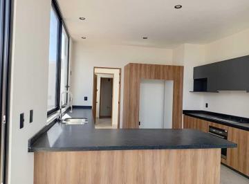 2d36db7e5103c1004ffc84aa3b8d30ea5520c0b6884ce7b1133b6e53d395d464 · Casa en Condominio en Venta Lomas del Campanario