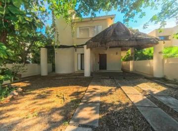 Casa de 3 habitaciones, Solidaridad · Casa en Venta en Puerto Aventuras — Frente Al Campo de Golf