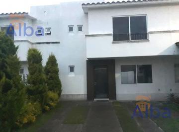 Casa · 110m² · 3 Recámaras · 2 Estacionamientos · Casa en Renta en Alcazar Residencial
