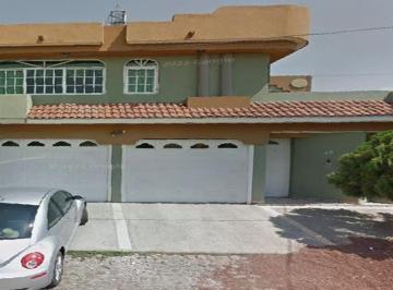 Casa de 4 habitaciones, Apatzingán · Casa de 300 m² con 4 Recámaras en Venta en Buenos Aires