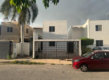 Casa de 3 habitaciones, Mérida · Casa en Renta