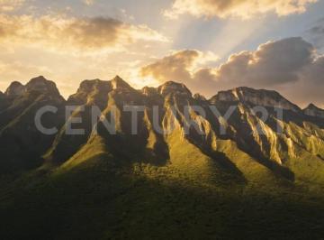 Terreno / Lote · 200m² · Terreno en Venta en Privada Olivos, Monterrey, Nuevo Leon