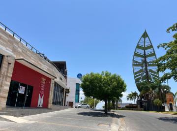 Local comercial · 42m² · Local en Fraccionamiento Perisur