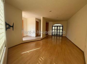 Casa de 3 habitaciones, Querétaro · Renta Casa en Milenio III en Privada, 3 Recamaras, 3 Baños.