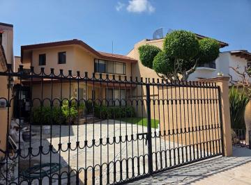 dd2eb24fafafc0904127756e1bf393cc0f19737fc86498f31aba56e0dbc98c62 · Casa en Renta en Claustros del Parque | Remodelada | 3 Recámaras | Zona Centro