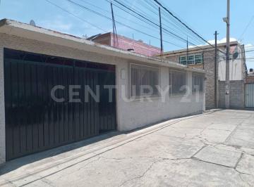 Casa · 114m² · 3 Recámaras · 1 Estacionamiento · Casa en Renta en Sta Clara Coatitla Ecatepec de Morelos