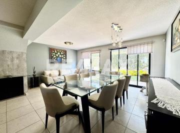 6751bd1449b51786adb1b661c771a24272557128538e27f167ec96a02bbbbf93 · Casa en Venta Residencial El Refugio
