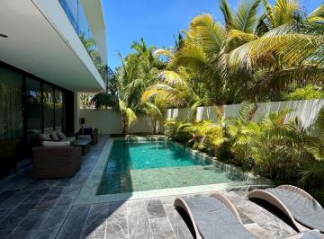 Casa · 470m² · 3 Recámaras · 2 Estacionamientos · Renta Casa Isla Dorada Zona Hotelera Cancun Quintana Roo