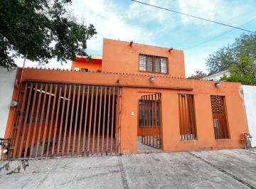 Casa de 4 habitaciones, Monterrey · Venta Casa Mitras Centro C/patio y Cerca de Hospital Universitario