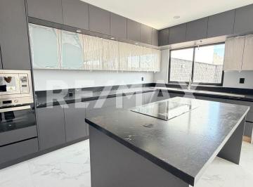 ddb1f965adccbdb60701b3900a0f1215d9712352241dd8c2b23d1192f700a510 · Casa en Condominio en Venta El Mayorazgo