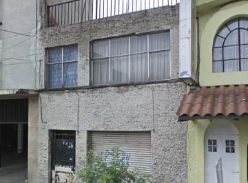 Casa de 3 habitaciones, Benito Juárez · Venta de Grande Casa en Col. San Simón, Benito Juárez, Cdmx. Solo Recursos Propios.