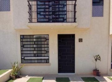 Casa en condominio · 82m² · 3 Recámaras · 2 Estacionamientos · Casa en Venta en Vista California, El Salto