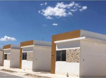 Casa · 50m² · 2 Recámaras · 1 Estacionamiento · Casa de Una Planta en Torreoón