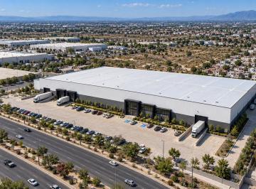 Nave industrial · 2175m² · 23 Estacionamientos · Nave en Renta en Periferico Sur