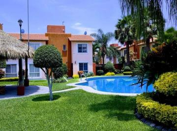 Casa de 3 habitaciones, Emiliano Zapata · Casa en Venta en Los Sauces Tezoyuca Alberca y Vigilancia 3 Recamaras