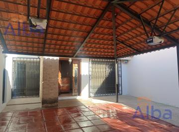 Casa · 300m² · 4 Recámaras · 2 Estacionamientos · Casa en Renta Para Oficina en Trojes de Oriente I