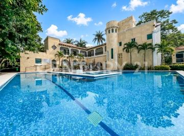 Departamento · 124m² · 3 Recámaras · 2 Estacionamientos · Departamento de 3 Recámaras con Alberca, Pádel y Tenis en Quinta del Bosque