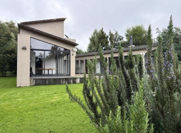 ea20877646419cb003d110a13a90aea212c01f9a85999b99eee29c1c157ad4c9 · Casa en Venta en San Simon El Alto