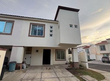 Casa de 3 habitaciones, Querétaro · Renta Casa Casa El Refugio Qro 3r, 235 m² Terreno, 160 Construcción