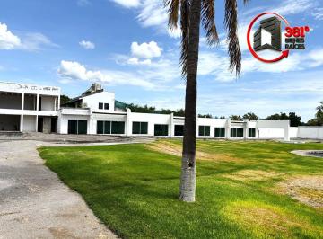 Casa · 6398m² · 5 Recámaras · 6 Estacionamientos · Quinta/rancho en Venta en Jonacatepec Morelos