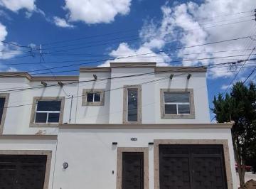 Casa · 2 Recámaras · 2 Estacionamientos · Casa en Renta Totalmente Nueva en Colonia Zarco