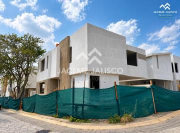 Casa en condominio de 4 habitaciones, Tlajomulco de Zúñiga · Casa en Venta Fraccionamiento El Manantial