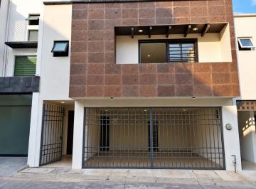 Casa de 3 habitaciones, Xalapa · Venta de Casa en Montemagno en Xalapa Veracruz