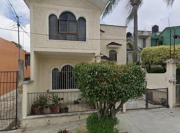 Casa de 3 habitaciones, Xalapa · Preciosa Casa en Venta de Remate en Xalapa, Veracruz