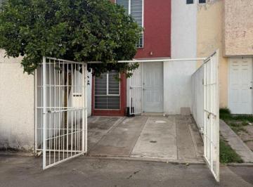 Casa de 2 habitaciones, San Pedro Tlaquepaque · Renta de Casa en Hacienda San José