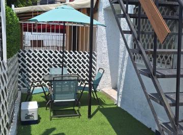 área de recreación con mobiliario · Pequeño Departamento Loft