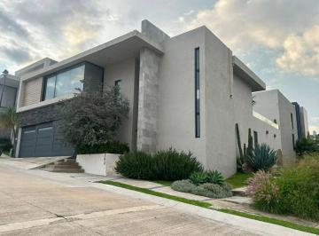 Casa de 4 habitaciones, León · Casa en Venta Cañada del Refugio Sur
