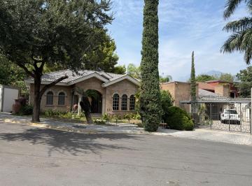 Casa de 3 habitaciones, San Pedro Garza García · Casa en Venta en Privada Hacienda El Rosario