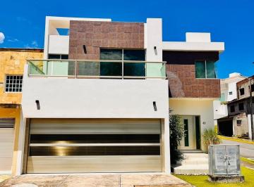 f0c7e4fb552848bef4d3f58a514221f1bca29fefec7bccc021ee22d9397d2a59 · Casa en Renta en Veracruz en Esquina Fracc. Playas del Conchal
