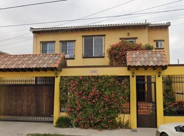 Casa de 4 habitaciones, Tijuana · Casa en Ventas en Colonia Otay Constituyentes, Tijuana, Baja California