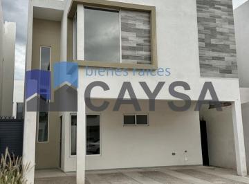 Casa · 158m² · 3 Recámaras · 2 Estacionamientos · Casa en Renta en Boreal (Zona Reliz - Uvm)