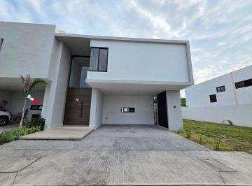 89a33a2f2718d96bd6fb16f0b250875db196f6e7972788a9f8445f55e91d565e · Casa en Venta en Veracruz Fracc. Lomas del Dorado Boca del Río, Ver.