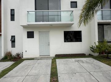 Casa en condominio de 2 habitaciones, Querétaro · Casa en Venta en El Mirador | Fracc. Punta Azul | 2 Recámaras + Amenidades