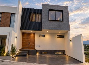 Casa de 3 habitaciones, San Luis Potosí · Casa en Venta en Alto Lago, San Luis Potosí