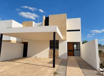 f8d81744d53bab90a796394fdb362527cab78cfa315d123ffc1808d2550b5026 · Casa Nueva en Venta o Renta en Gran Cielo, Dzityá, con Piscina