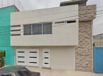 Casa de 4 habitaciones, Nezahualcóyotl · Casa de 152 m² con 4 Recámaras en Venta en La Perla