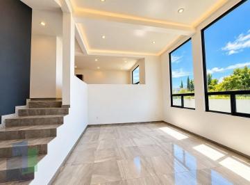 8c896aebd236118ad6a15234f490caaefee07515c4f71c228f833e2870f11a6f · Colinas de Juriquilla Casa en Venta / Renta en Privada con Vigilancia 24 Hrs.