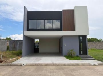 Casa de 4 habitaciones, Boca del Río · Casa en Venta de 4 Recámaras en El Fracc, Lomas del Dorado en Boca del Río, Veracruz