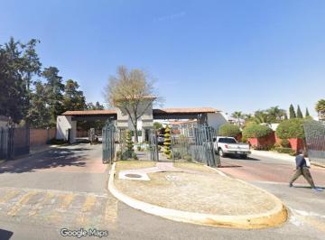 Casa de 5 habitaciones, Metepec · Casa de 504 m² con 5 Recámaras en Venta en San Carlos