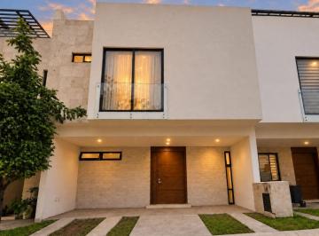 Casa en condominio de 3 habitaciones, Zapopan · Casa en Creta Residencial, Capital Norte, Zapopan