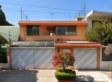 Casa de 3 habitaciones, Coyoacán · Casa en Venta en Coyoacán